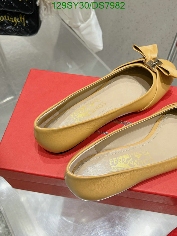 Ferragamo-Women Shoes Code: DS7982 $: 129USD