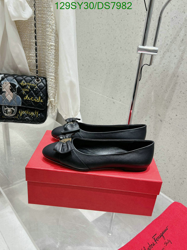 Ferragamo-Women Shoes Code: DS7982 $: 129USD