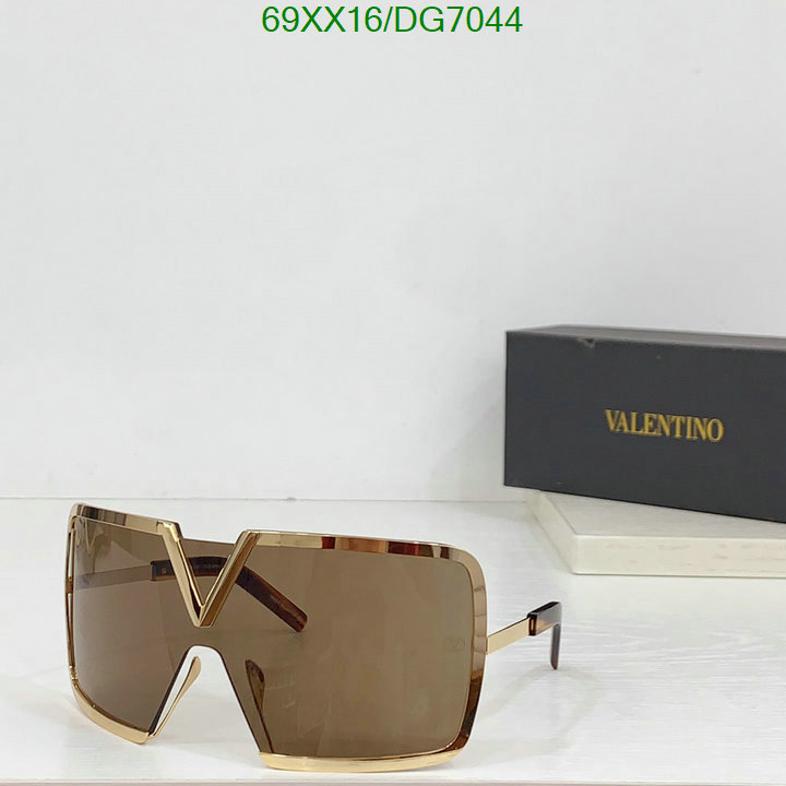 Valentino-Glasses Code: DG7044 $: 69USD