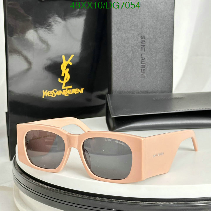 YSL-Glasses Code: DG7054 $: 49USD