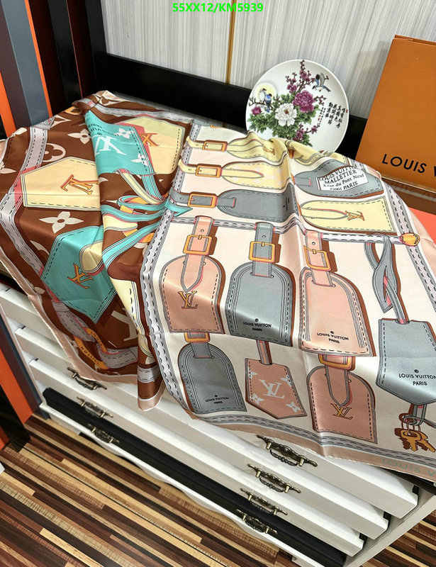 LV-Scarf Code: KM5939 $: 55USD