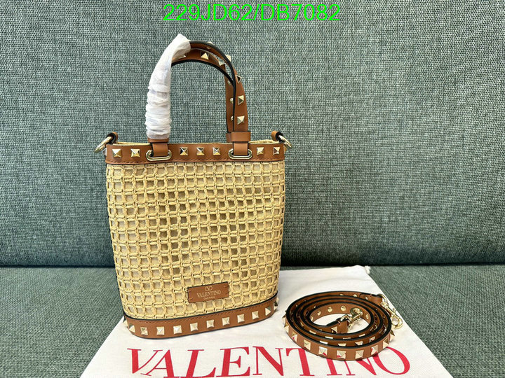 Valentino-Bag-Mirror Quality Code: DB7082 $: 229USD