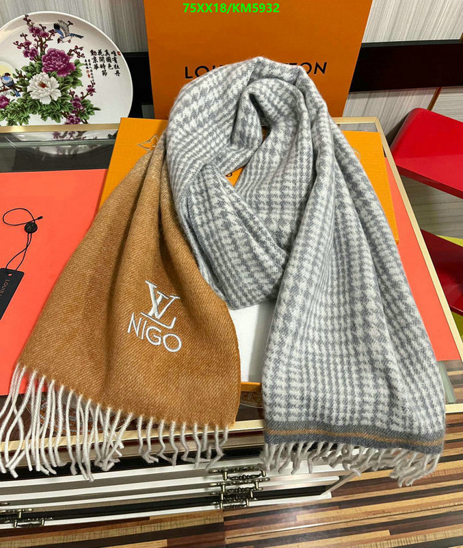 LV-Scarf Code: KM5932 $: 75USD