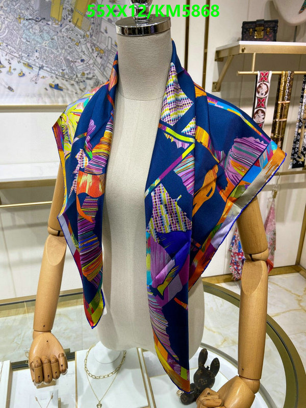 Hermes-Scarf Code: KM5868 $: 55USD