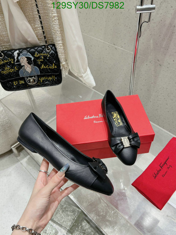 Ferragamo-Women Shoes Code: DS7982 $: 129USD