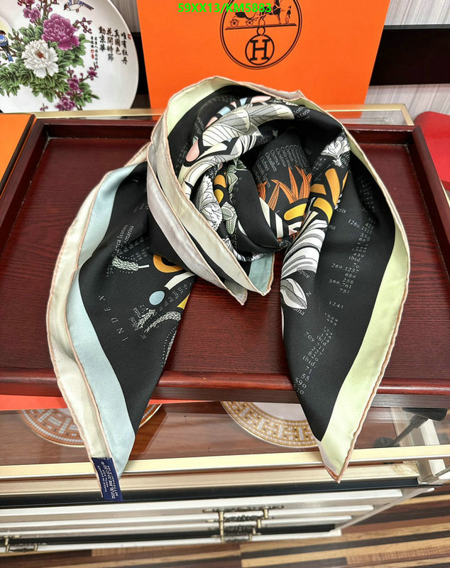 Hermes-Scarf Code: KM5883 $: 59USD