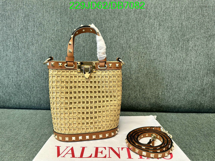 Valentino-Bag-Mirror Quality Code: DB7082 $: 229USD