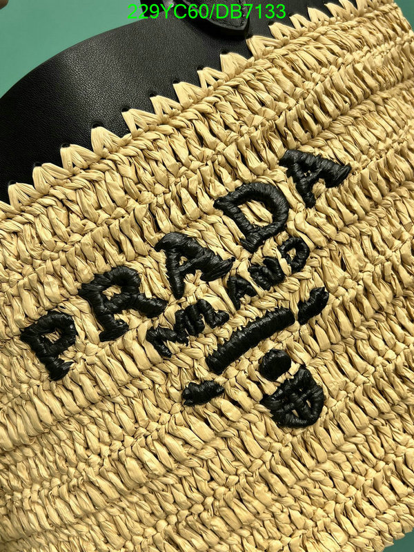 Prada-Bag-Mirror Quality Code: DB7133 $: 229USD