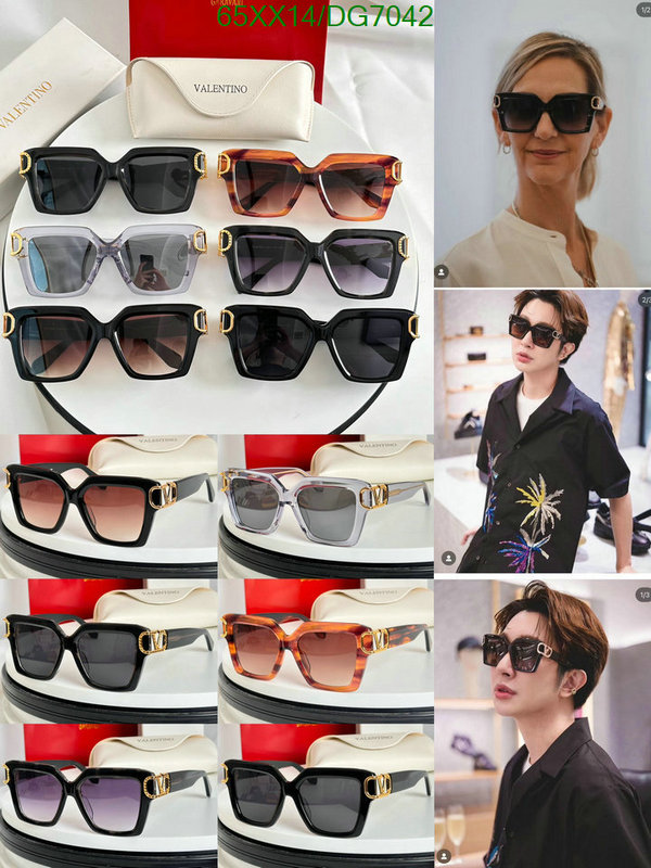 Valentino-Glasses Code: DG7042 $: 65USD