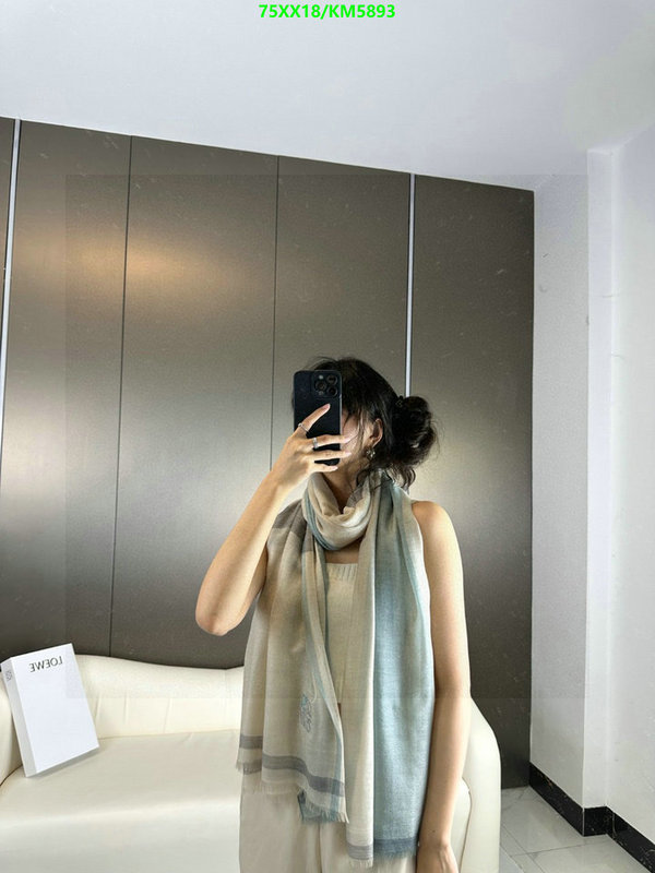 Loewe-Scarf Code: KM5893 $: 75USD