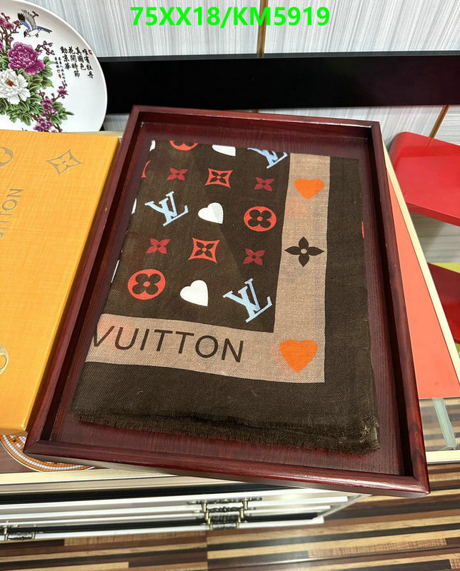 LV-Scarf Code: KM5919 $: 75USD