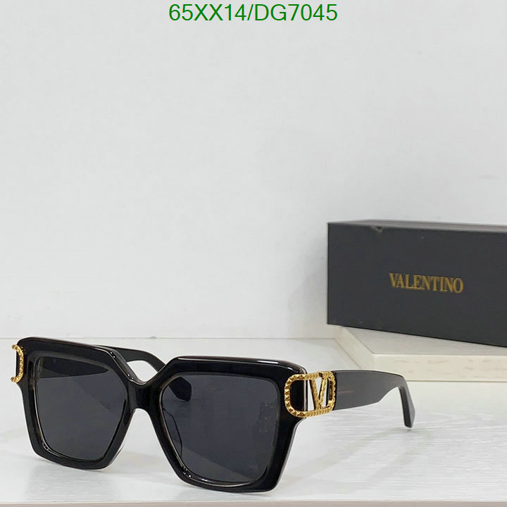 Valentino-Glasses Code: DG7045 $: 65USD