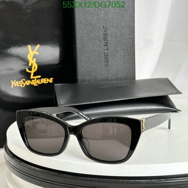 YSL-Glasses Code: DG7052 $: 55USD