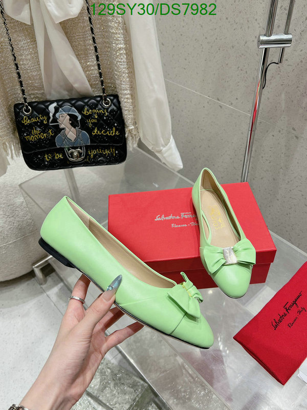 Ferragamo-Women Shoes Code: DS7982 $: 129USD