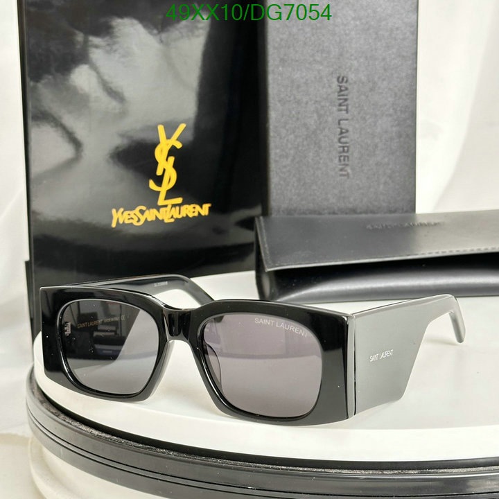 YSL-Glasses Code: DG7054 $: 49USD