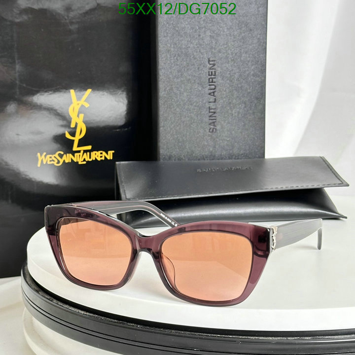 YSL-Glasses Code: DG7052 $: 55USD