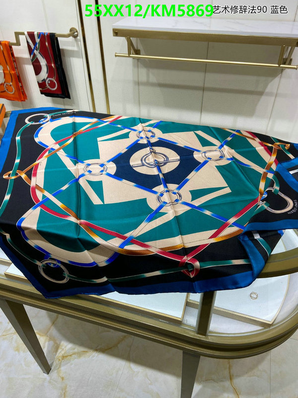 Hermes-Scarf Code: KM5869 $: 55USD