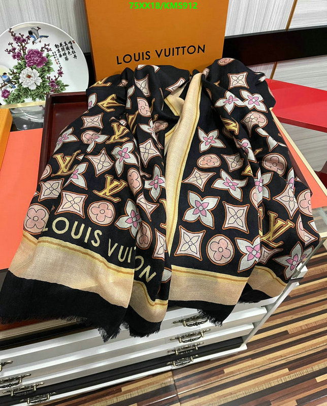 LV-Scarf Code: KM5912 $: 75USD