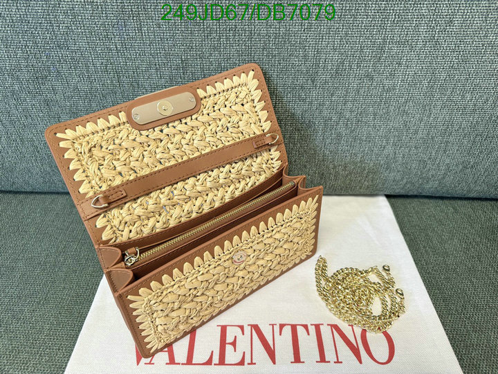 Valentino-Bag-Mirror Quality Code: DB7079 $: 249USD