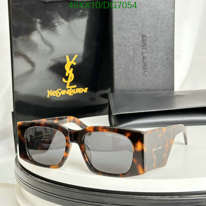 YSL-Glasses Code: DG7054 $: 49USD