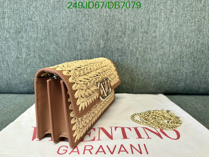 Valentino-Bag-Mirror Quality Code: DB7079 $: 249USD