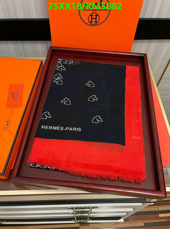 Hermes-Scarf Code: KM5882 $: 75USD