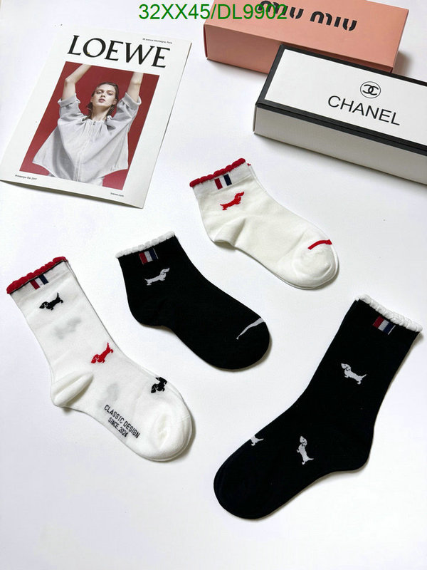 Thom Browne-Sock Code: DL9902 $: 32USD