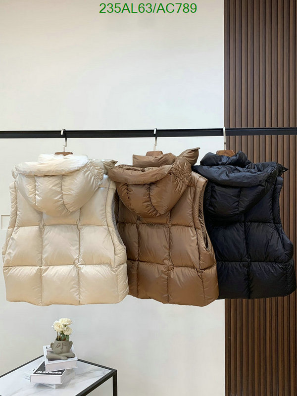 Prada-Down jacket Women Code: AC789 $: 235USD