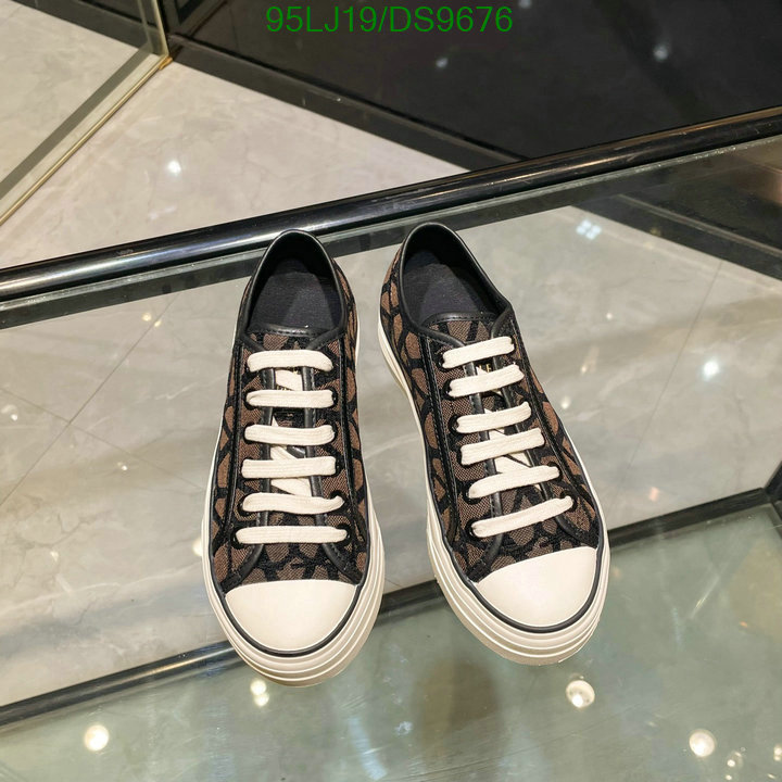 Valentino-Men shoes Code: DS9676 $: 95USD