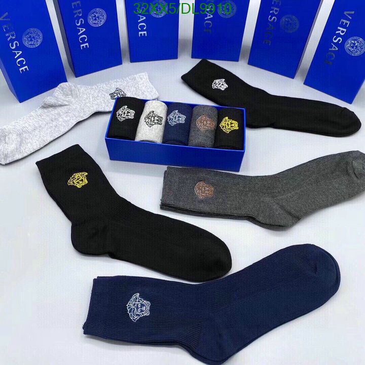 Versace-Sock Code: DL9910 $: 32USD