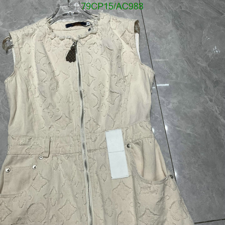 LV-Clothing Code: AC988 $: 79USD