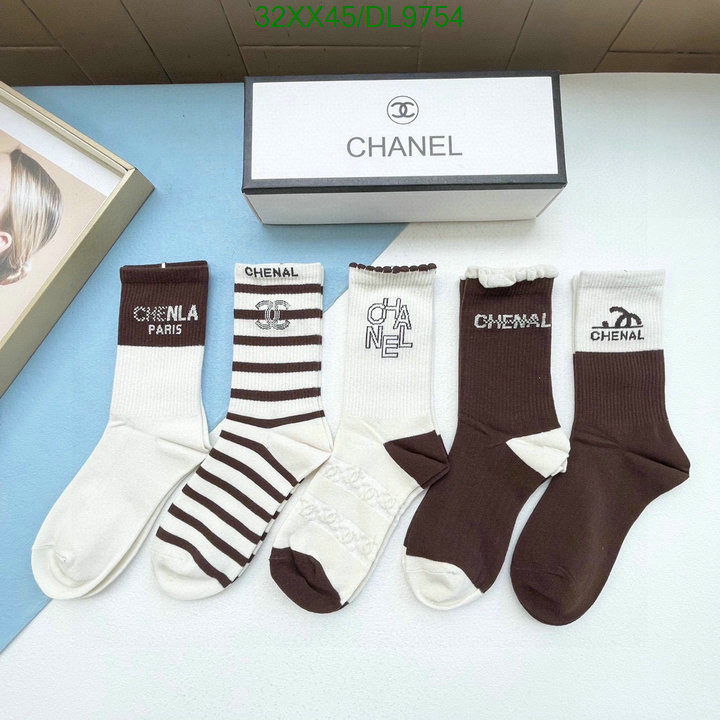 Chanel-Sock Code: DL9754 $: 32USD