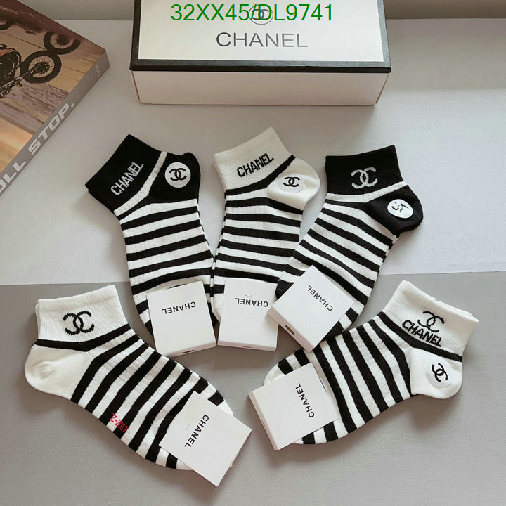 Chanel-Sock Code: DL9741 $: 32USD