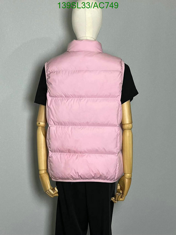 Moncler-Down jacket Women Code: AC749 $: 139USD