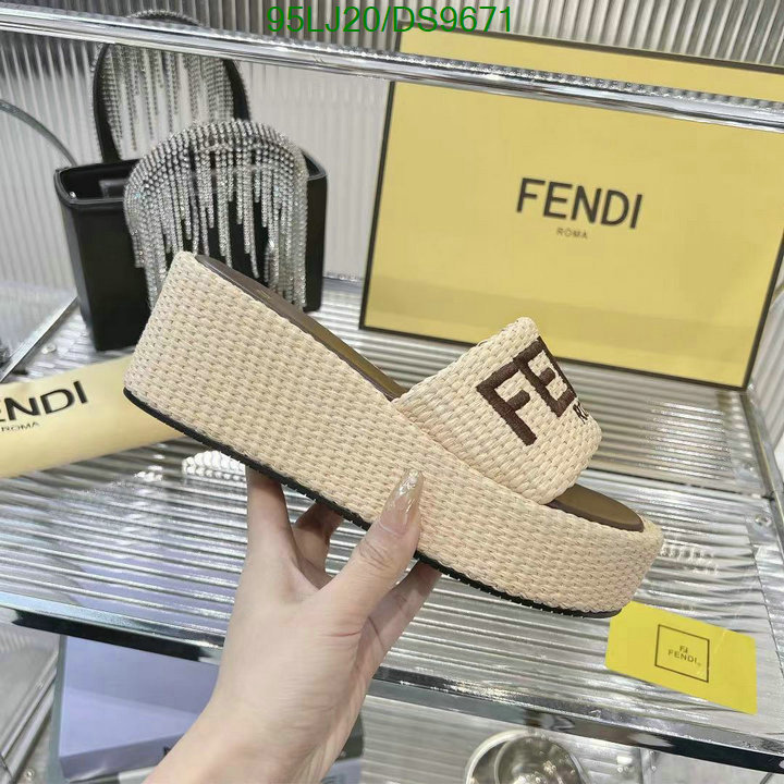 Fendi-Women Shoes Code: DS9671 $: 95USD