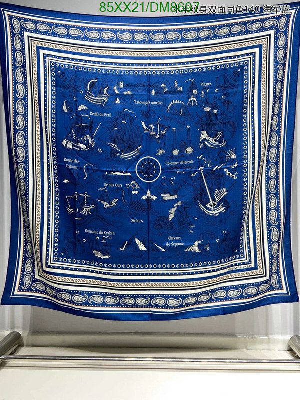 Hermes-Scarf Code: DM8697 $: 85USD