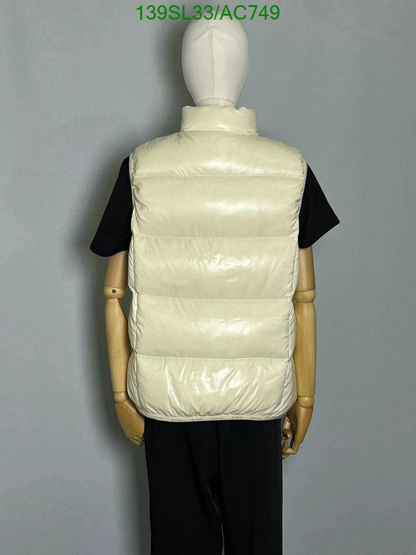 Moncler-Down jacket Women Code: AC749 $: 139USD