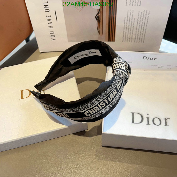 Dior-Headband Code: DA9067 $: 32USD