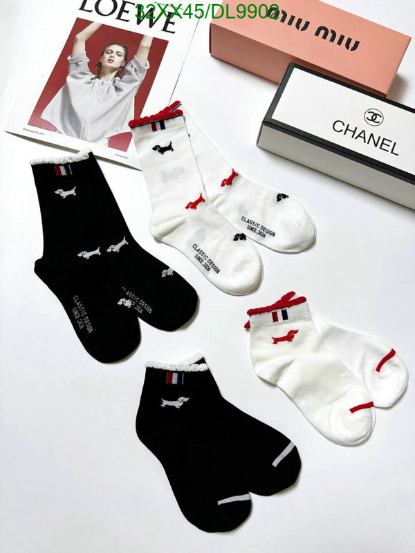 Thom Browne-Sock Code: DL9902 $: 32USD