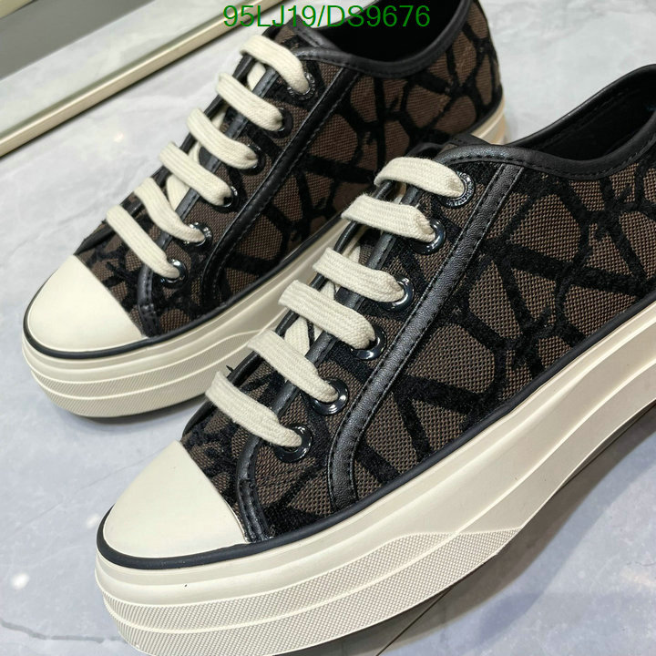 Valentino-Men shoes Code: DS9676 $: 95USD