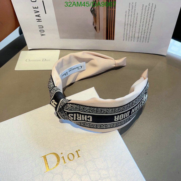 Dior-Headband Code: DA9067 $: 32USD