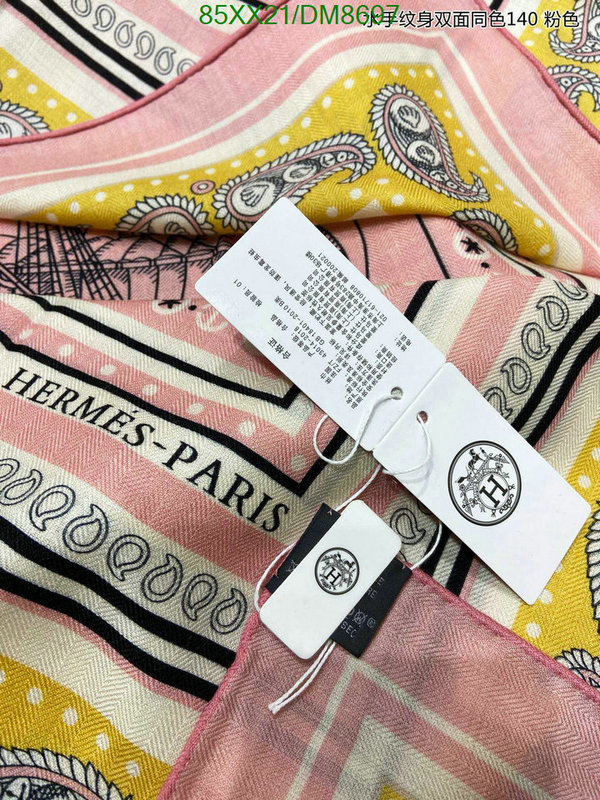 Hermes-Scarf Code: DM8697 $: 85USD