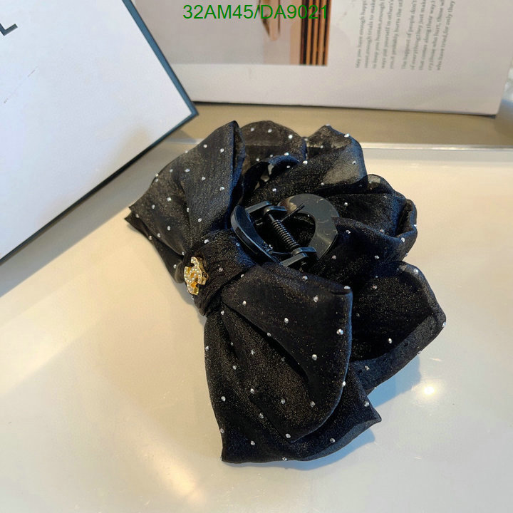 Chanel-Headband Code: DA9021 $: 32USD