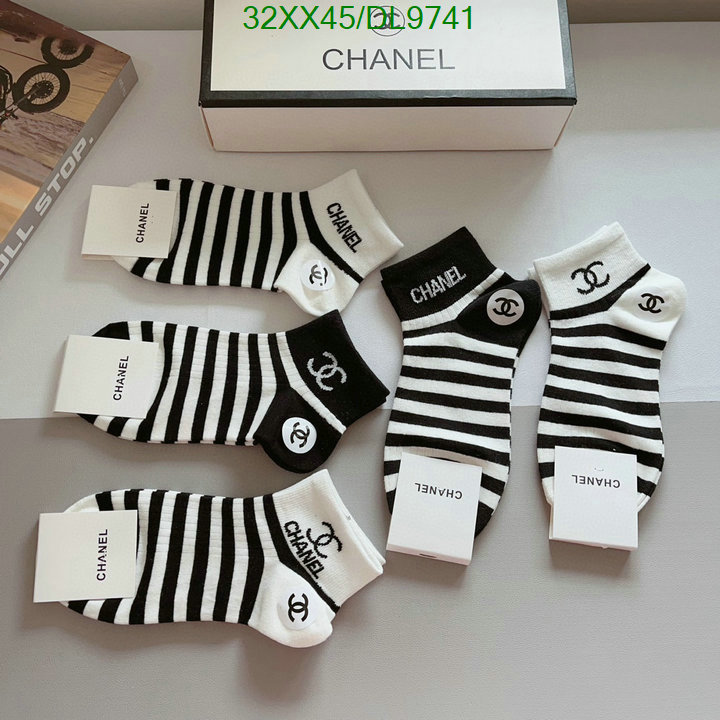 Chanel-Sock Code: DL9741 $: 32USD