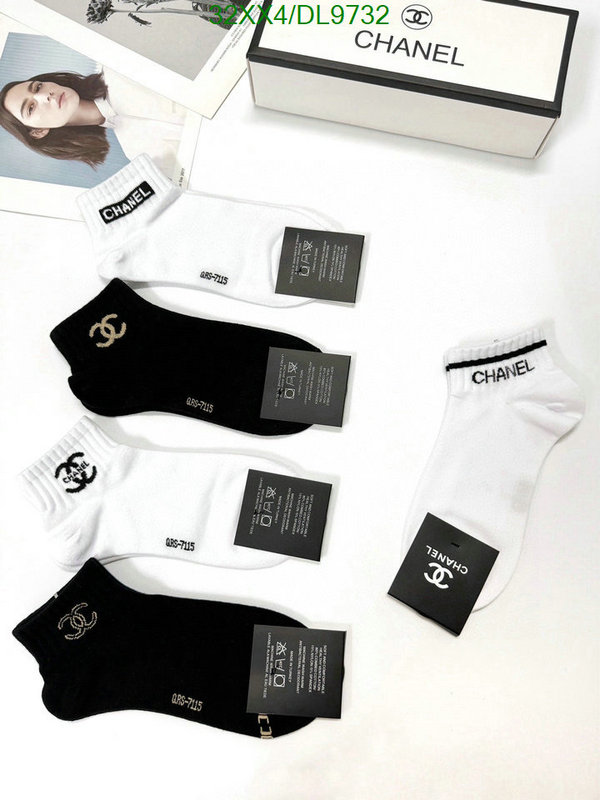 Chanel-Sock Code: DL9732 $: 32USD