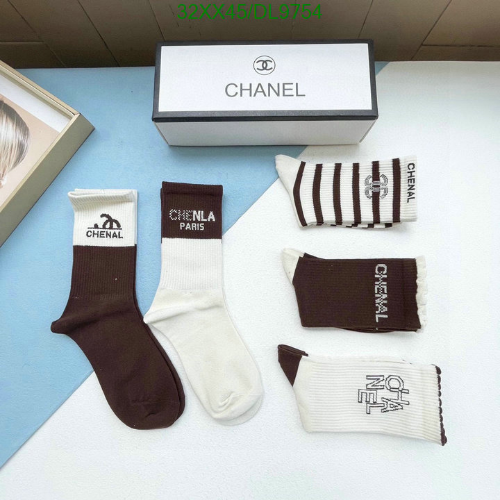 Chanel-Sock Code: DL9754 $: 32USD