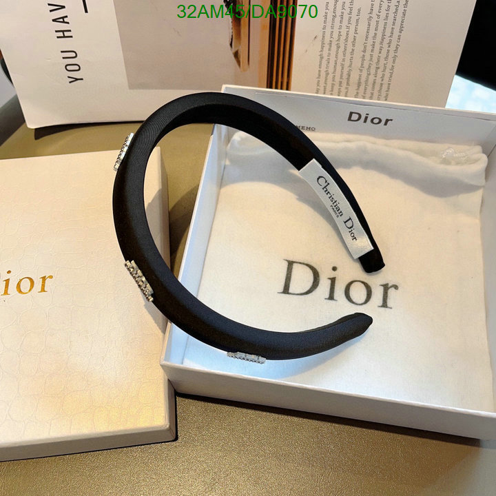 Dior-Headband Code: DA9070 $: 32USD