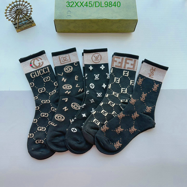 Gucci-Sock Code: DL9840 $: 32USD