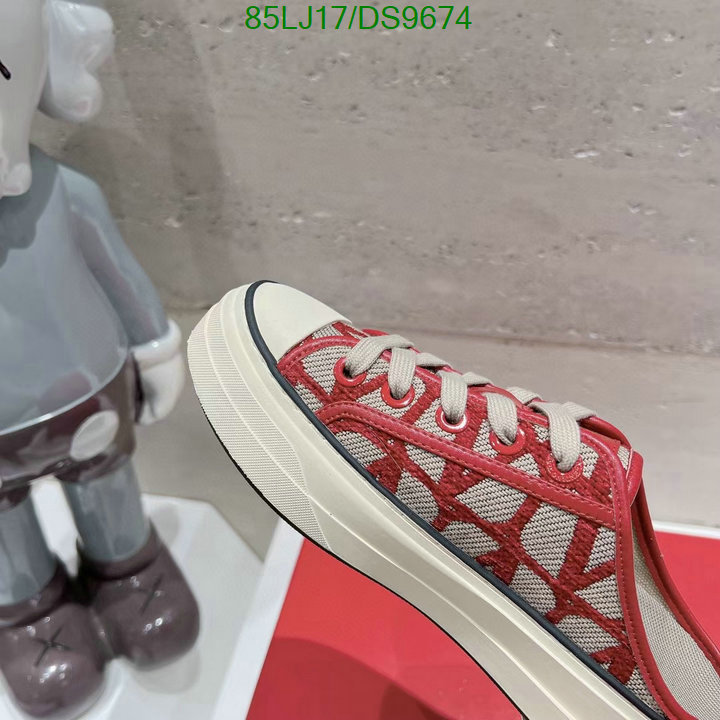 Valentino-Men shoes Code: DS9674 $: 85USD