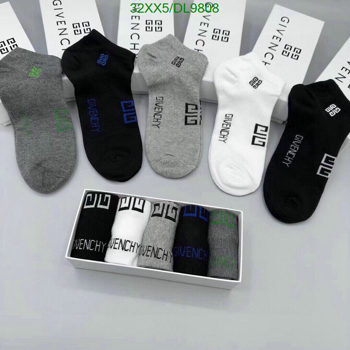 Givenchy-Sock Code: DL9808 $: 32USD